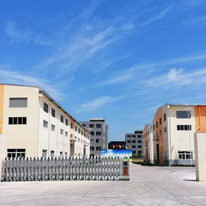勇于在危機中育新機，在變局中開新局