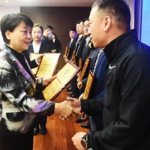2021安徽省民營(yíng)企業(yè)百強(qiáng)發(fā)布會(huì)暨百強(qiáng)民營(yíng)企業(yè)走進(jìn)阜陽活動(dòng)舉行