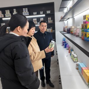 史莉赴潁東區(qū)開展三走進、三融入活動